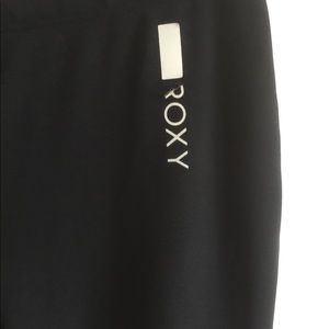 ROXY 3/4  black leggings